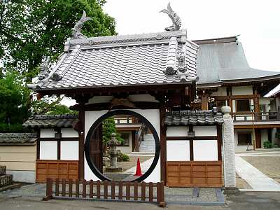 壽徳寺山門