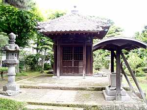 松音寺地蔵堂
