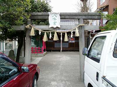 新弓ノ町八幡神社入口