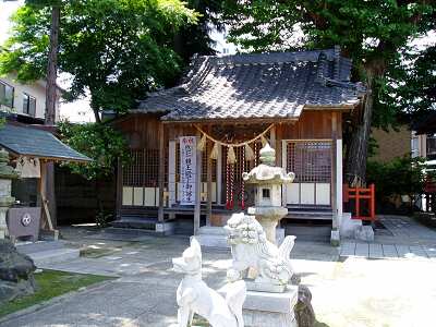 舞台八幡神社
