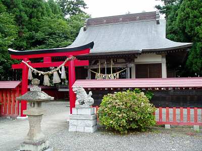 中田神社拝殿