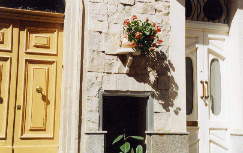 photo-Door in Sliema