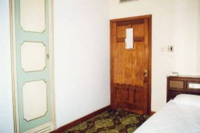 photo-Room2