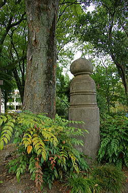 京橋の欄干柱