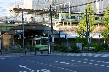 ７：１９　大塚駅前